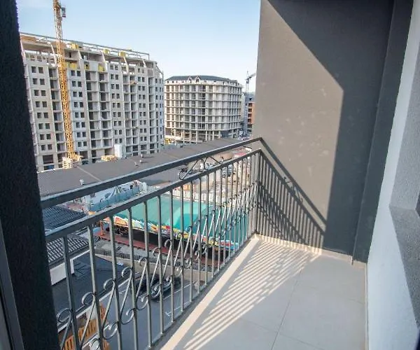 Апартаменты Aparman Mila Lux *