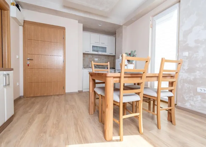 Aparman Mila Lux * Златибор